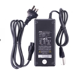 Leon Cycles NCM C7 Trekking E-Bike